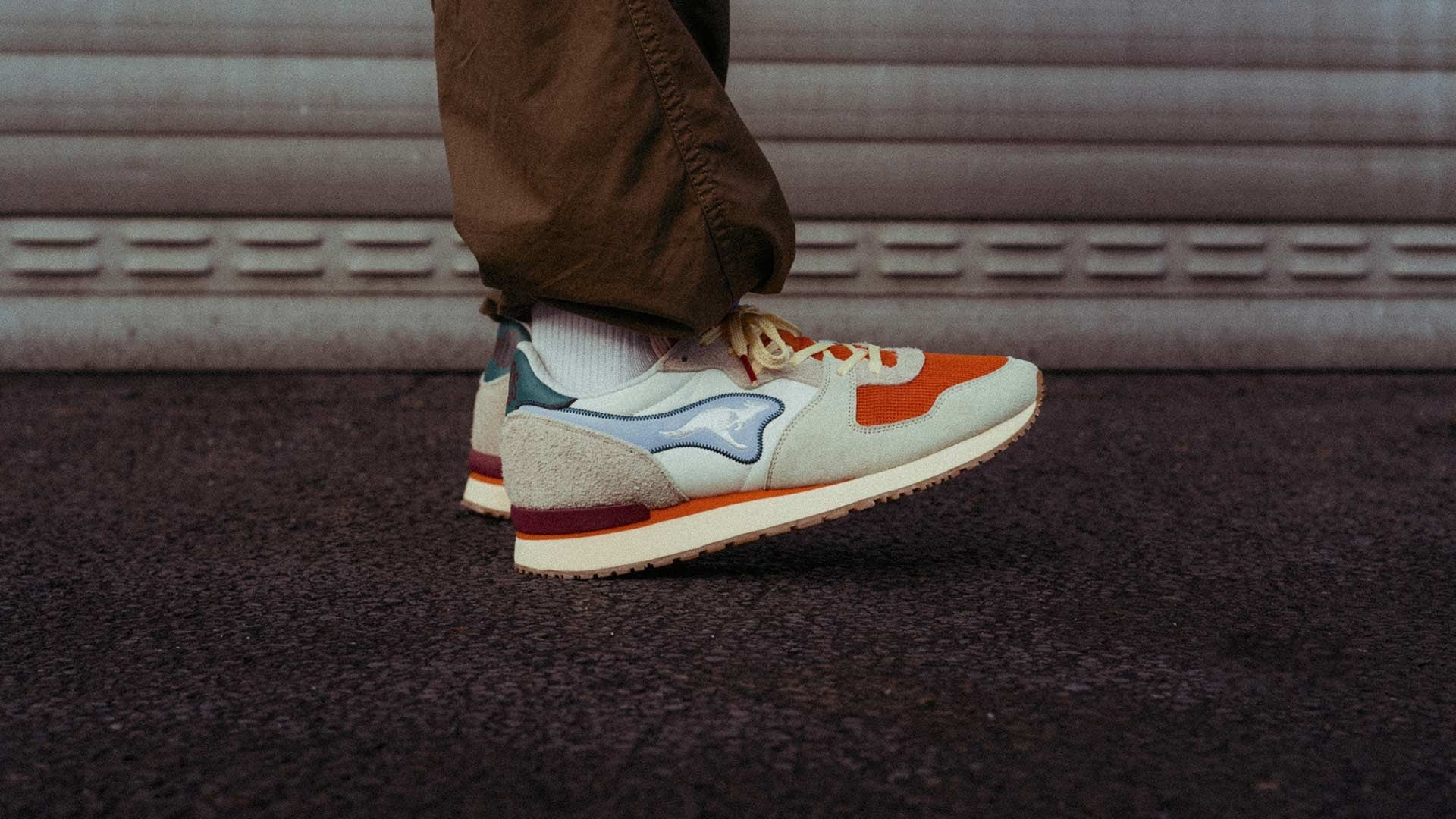 カナロア KangaROOS sneaker with DYNACOIL cushioning system